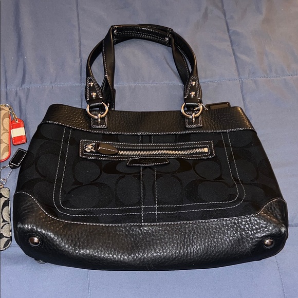 Coach Black and 2 Zip wallets - Picture 2 of 13